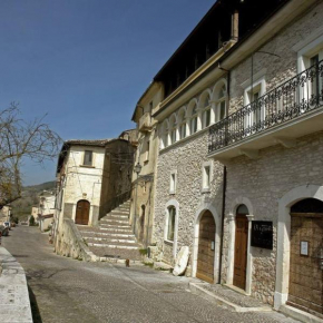Hotels in Aielli